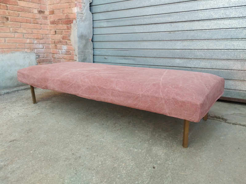 banqueta chaise longue tela inter rosada 42x190x74 1u